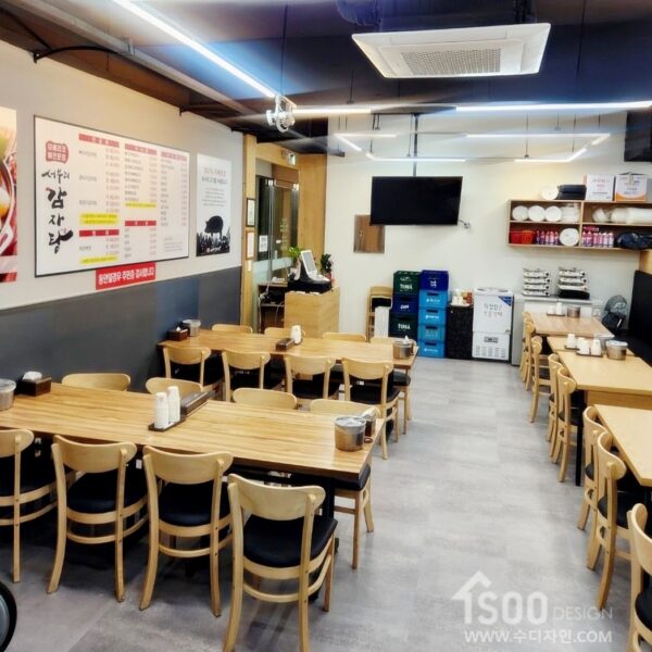 수원 정자동 식당(감자탕집) 인테리어