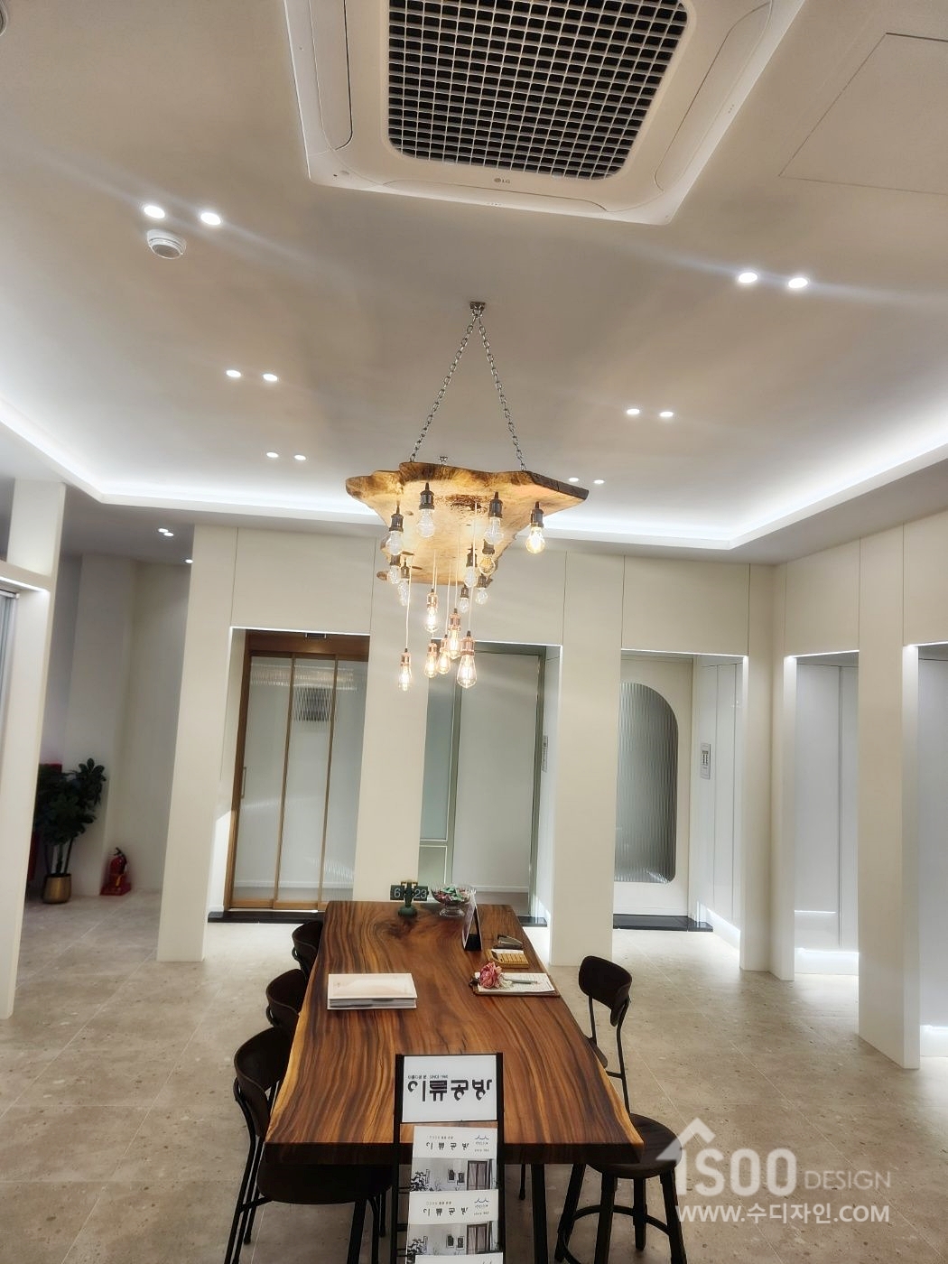 gallery